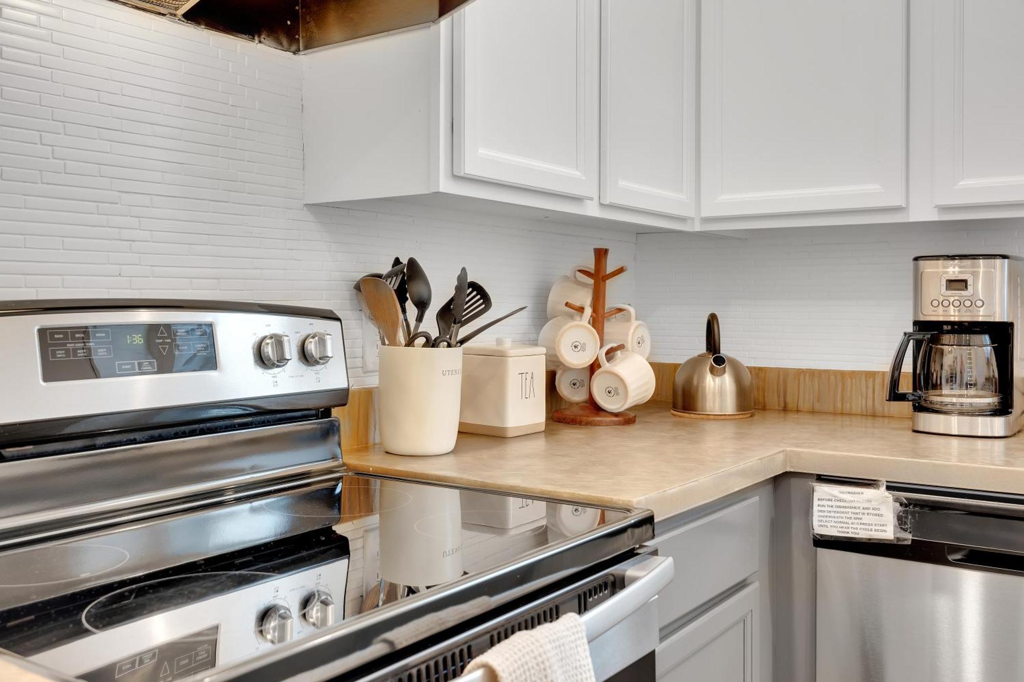{Hidden Gem} Beach Home Blocks From Ocean +6 Bikes Jacksonville Beach Eksteriør billede